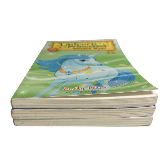Unicorn Princesses Emily Bliss Lot of 3 PB Kids Fantasy Chapter Books Series - Picture 4 of 9